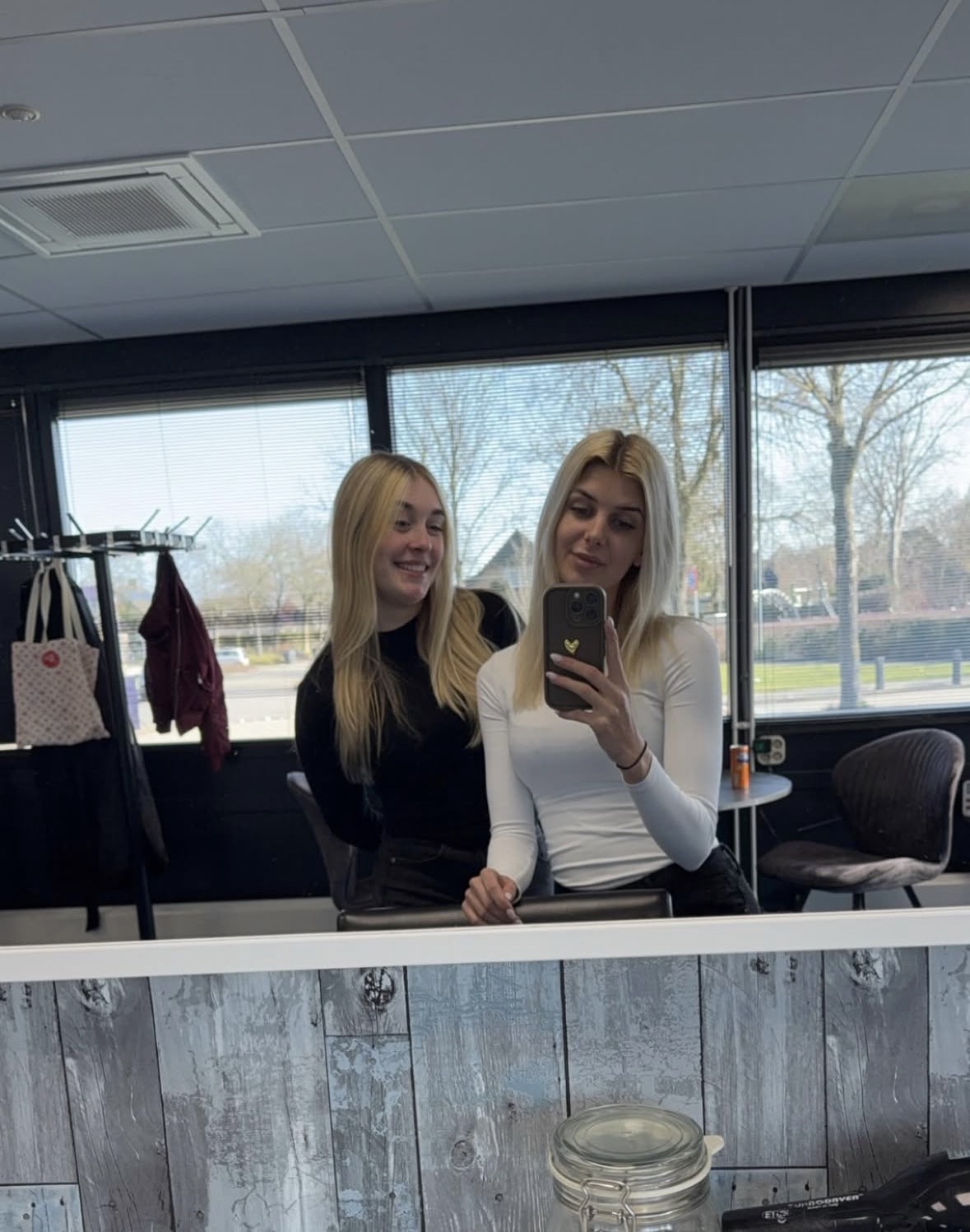 We Beauty studio interieur